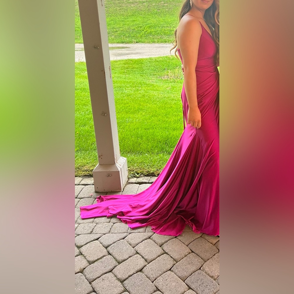 Flattering Prom Dress!